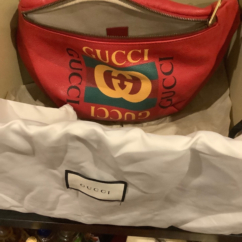 Authentic Red Gucci Leather Logo Print Waist Bag/Belt Bag Great Condition